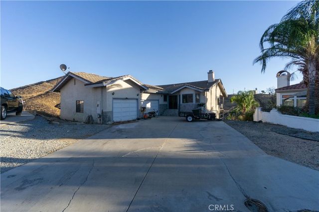 29300 Mammoth Place, Canyon Lake