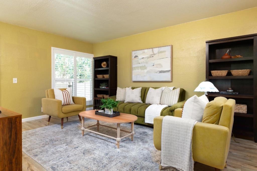 Photo of Listing #ML82043458