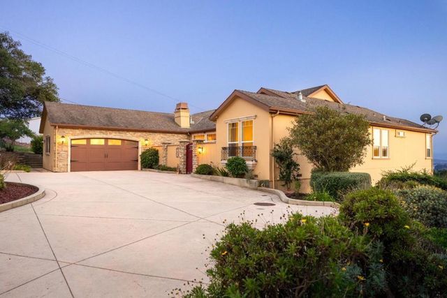 960 Smith Road, Watsonville