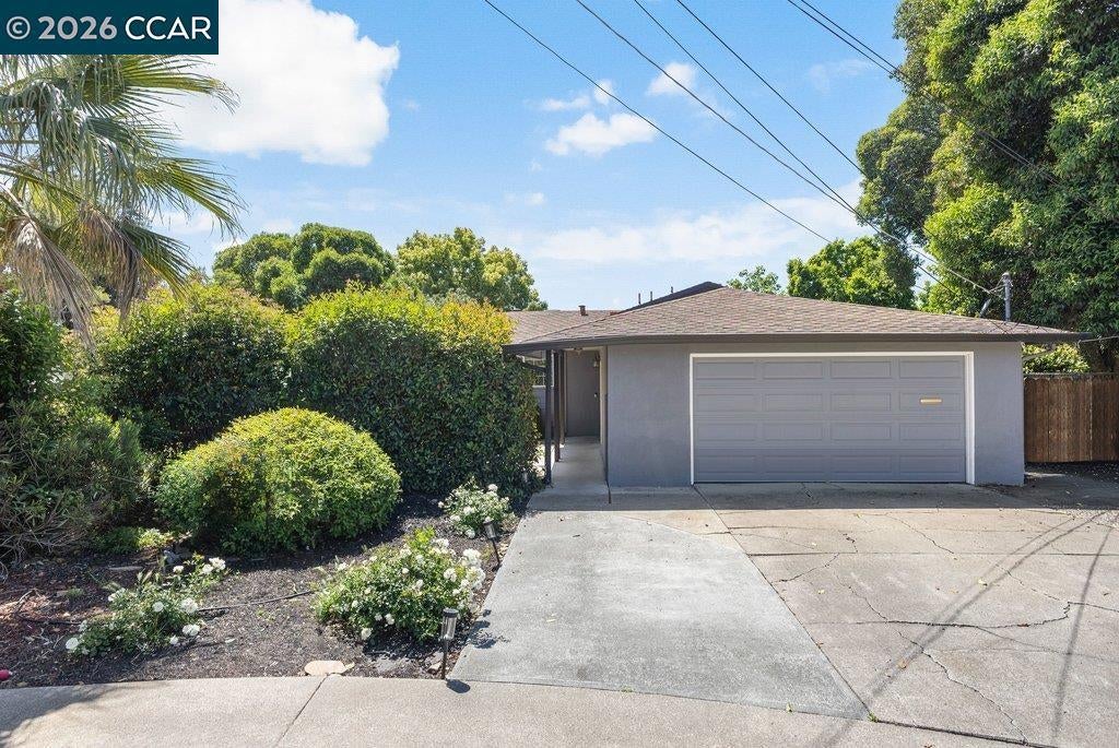 Photo of Listing #41131391