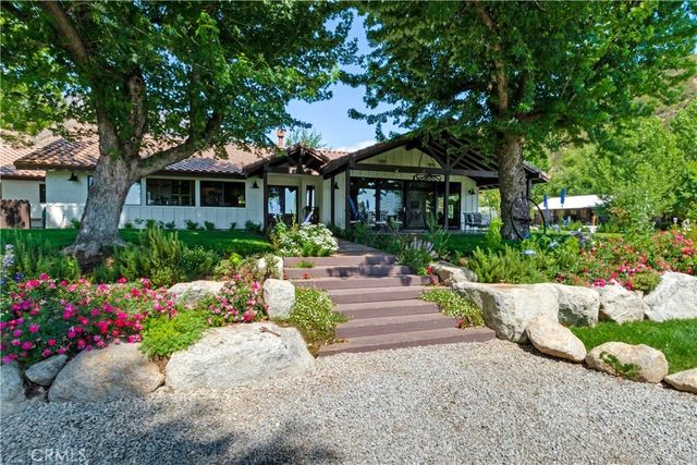 37547 Oak Glen Road, Oak Glen