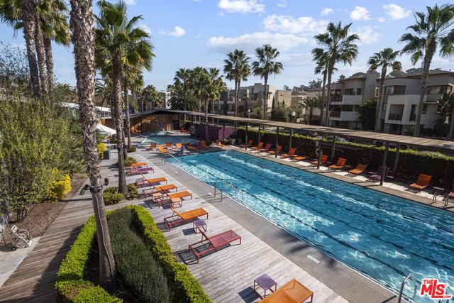 7100 Playa Vista Drive # 407, Playa Vista