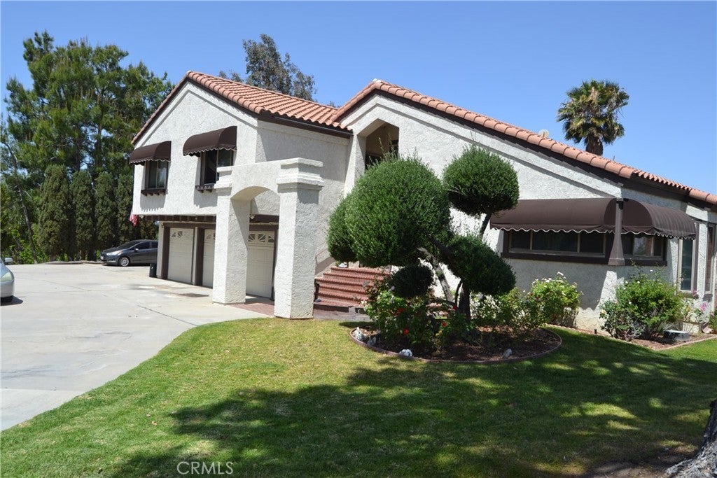 Photo of Listing #IV26082692