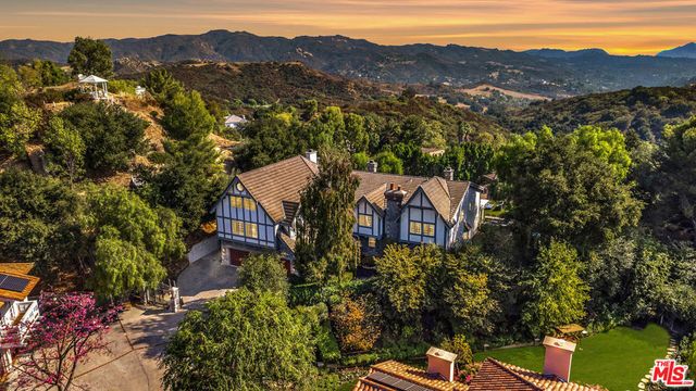 21128 Bellini Drive, Topanga