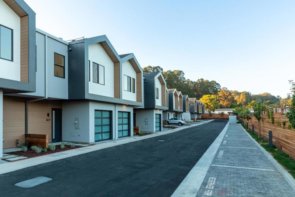 Photo of Listing #ML82043542