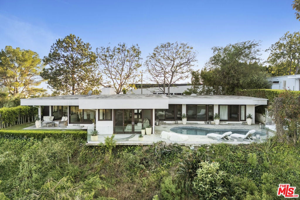 Photo of Listing #26683891