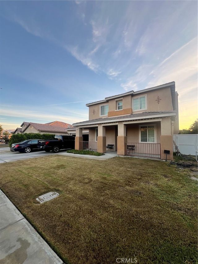 49098 Pluma Gris, Coachella