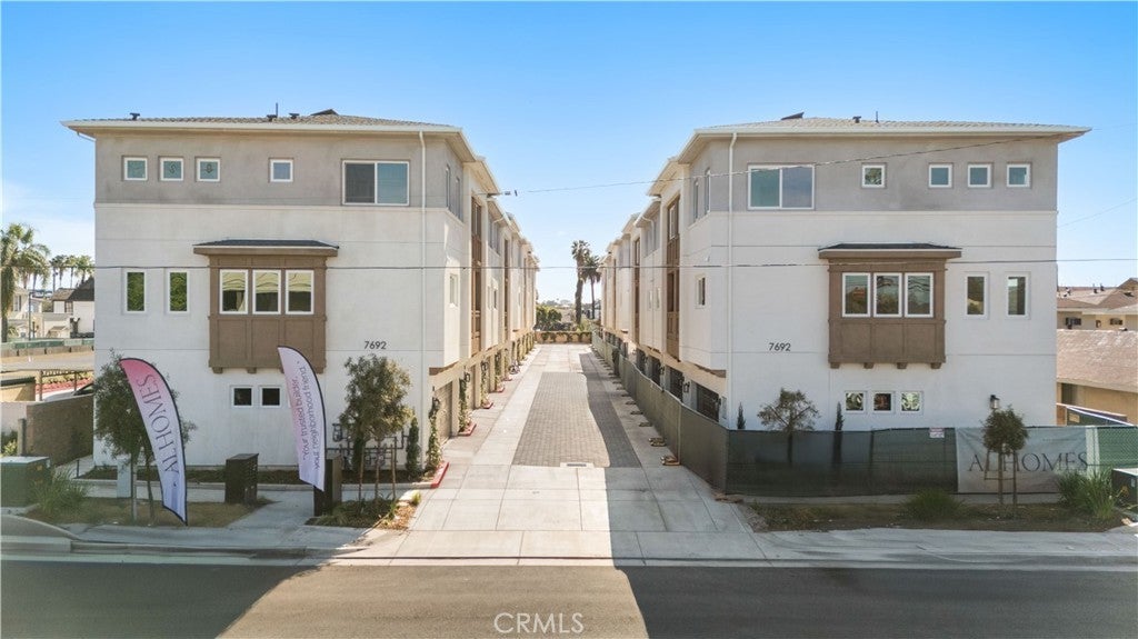 Photo of Listing #IV26083613