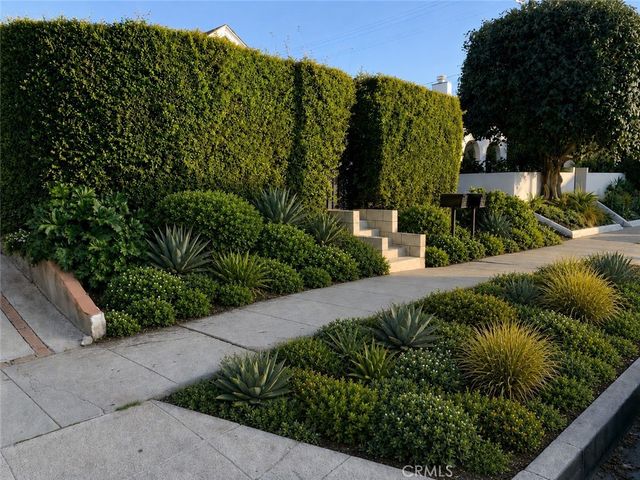 716 N Sierra Bonita Avenue, Los Angeles