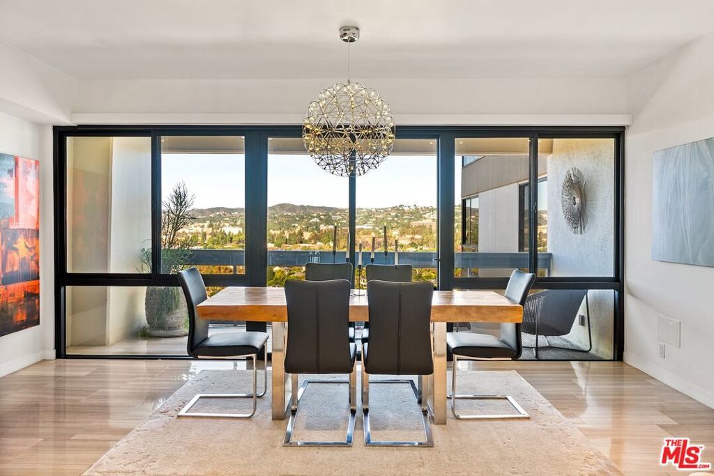 Photo of Listing #26732817