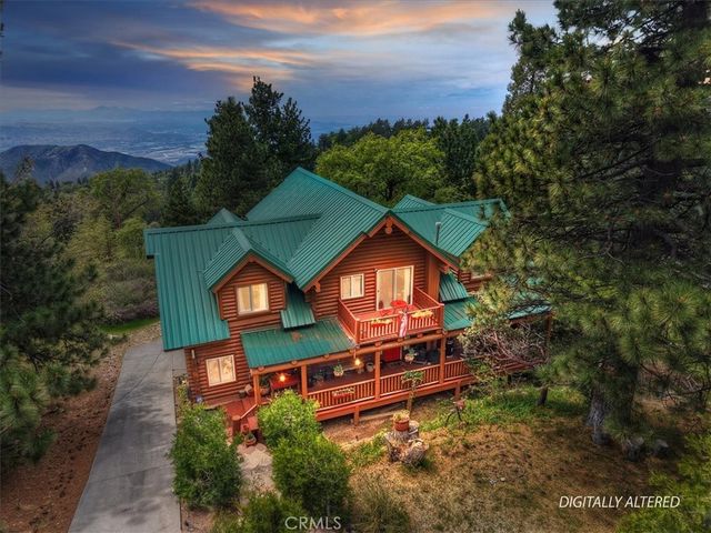 2489 Spring Oak, Running Springs
