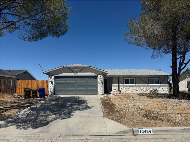 10434 Buckboard, Adelanto