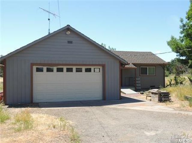 14895 Olympic Drive, Clearlake