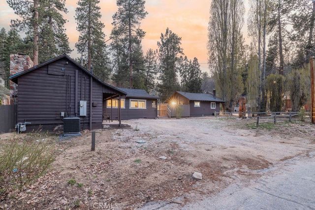 986 Cameron Drive, Big Bear Lake