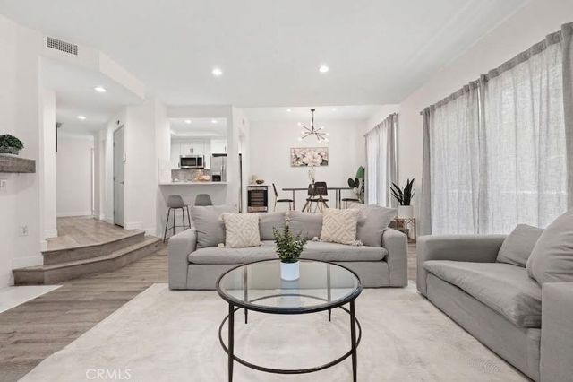 11949 Goshen Avenue # 110, Los Angeles