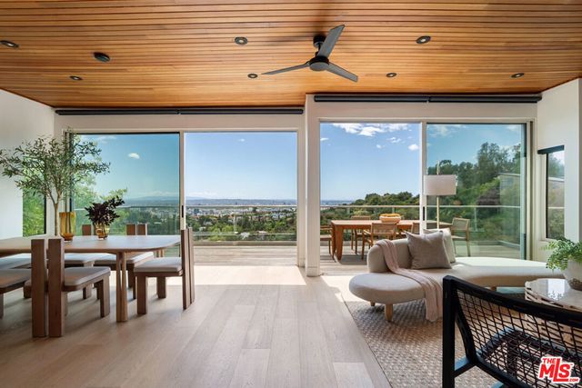 2759 Creston Drive, Los Angeles
