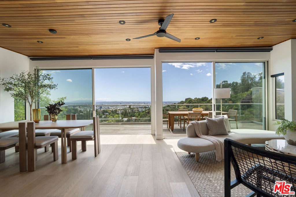 Photo of Listing #26718541