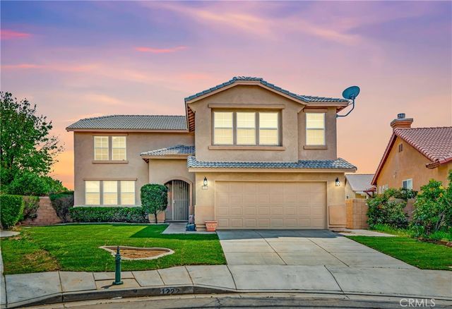 1222 W Avenue H7, Lancaster