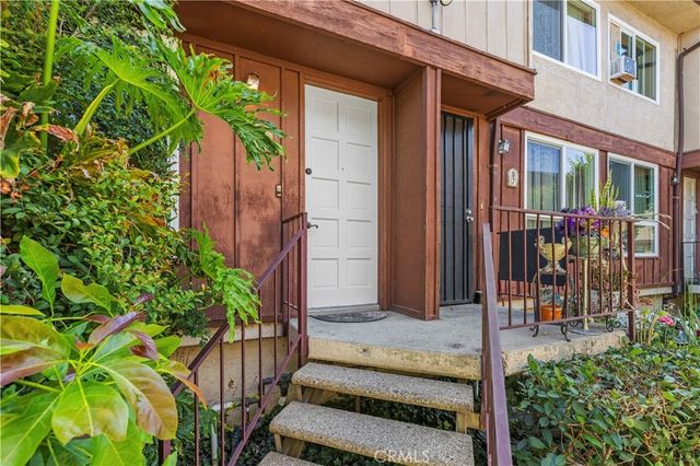 7320 Lennox Avenue # D8, Van Nuys