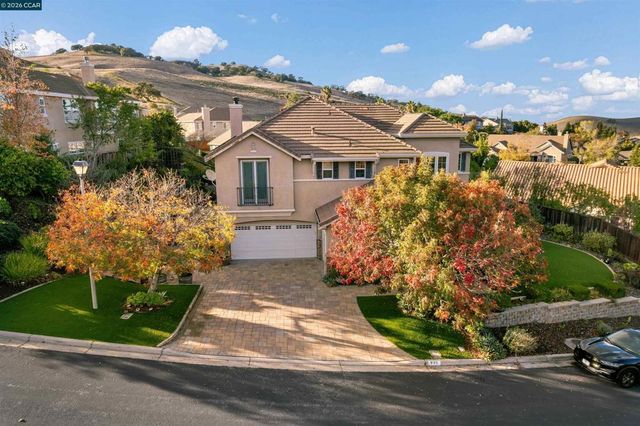 995 Rosehedge Court, Concord