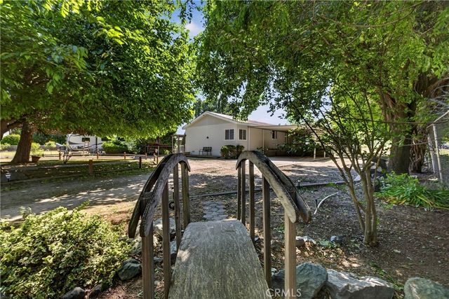 32 Sheldon, Gridley