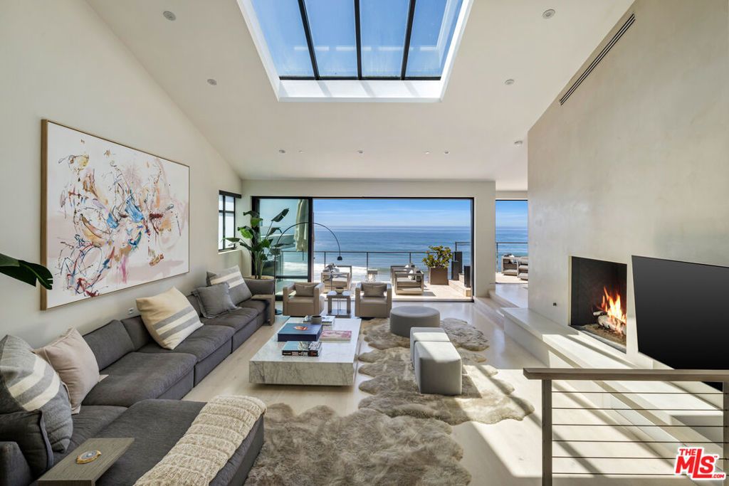 31504 Victoria Point Road, Malibu