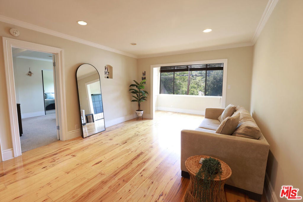 Photo of Listing #26756203