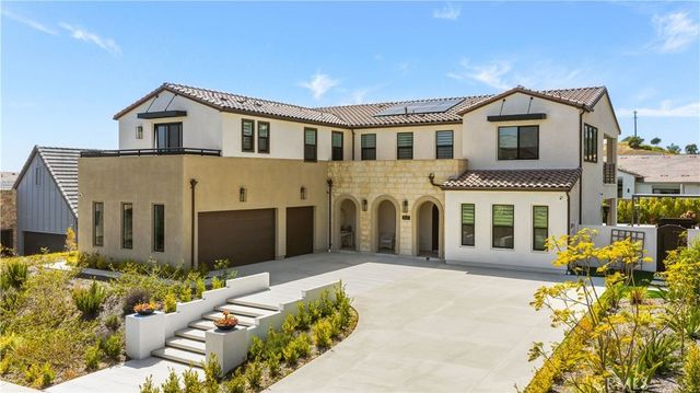 18331 Creek Canyon, Silverado
