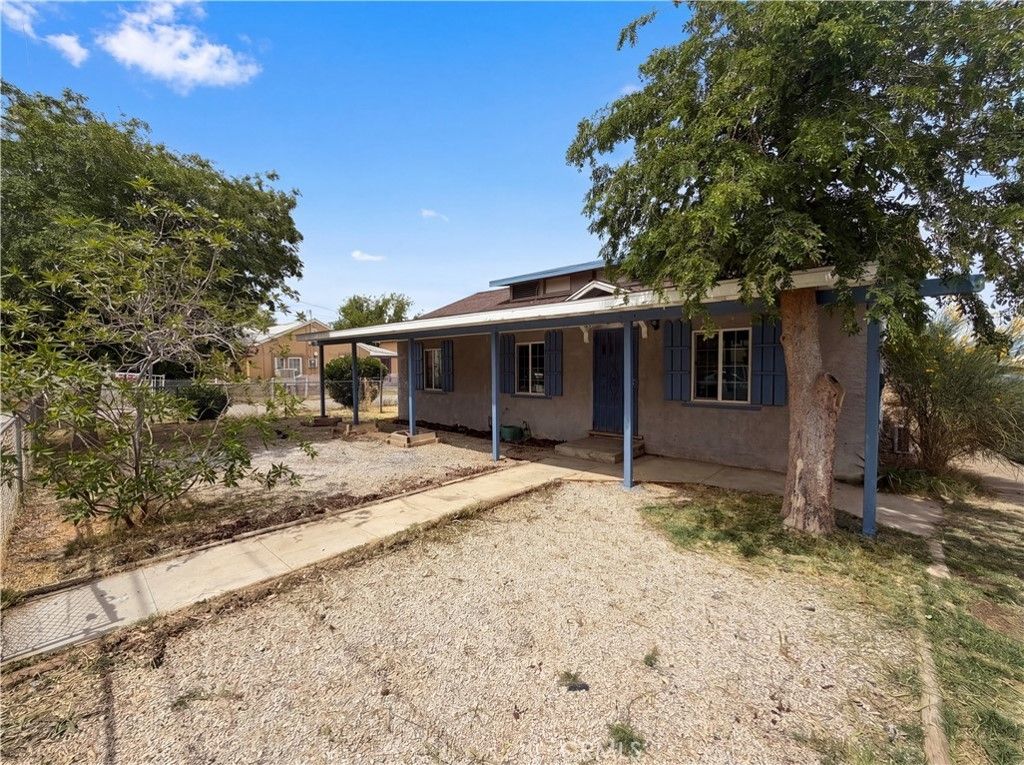 11950 Lee Avenue, Adelanto