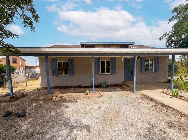 11950 Lee Avenue, Adelanto