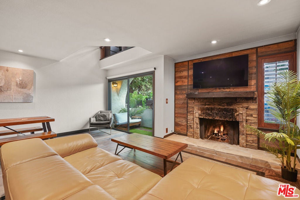 Photo of Listing #26762249