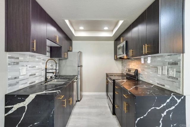 2828 Famosa Boulevard # 104, San Diego