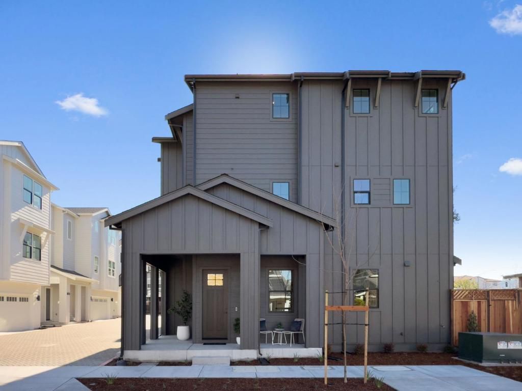 44 Sunnyside Avenue, Campbell