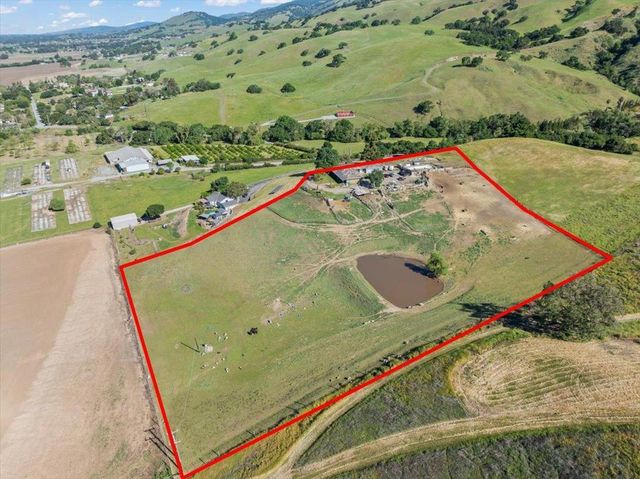 4180 Canada Road, Gilroy