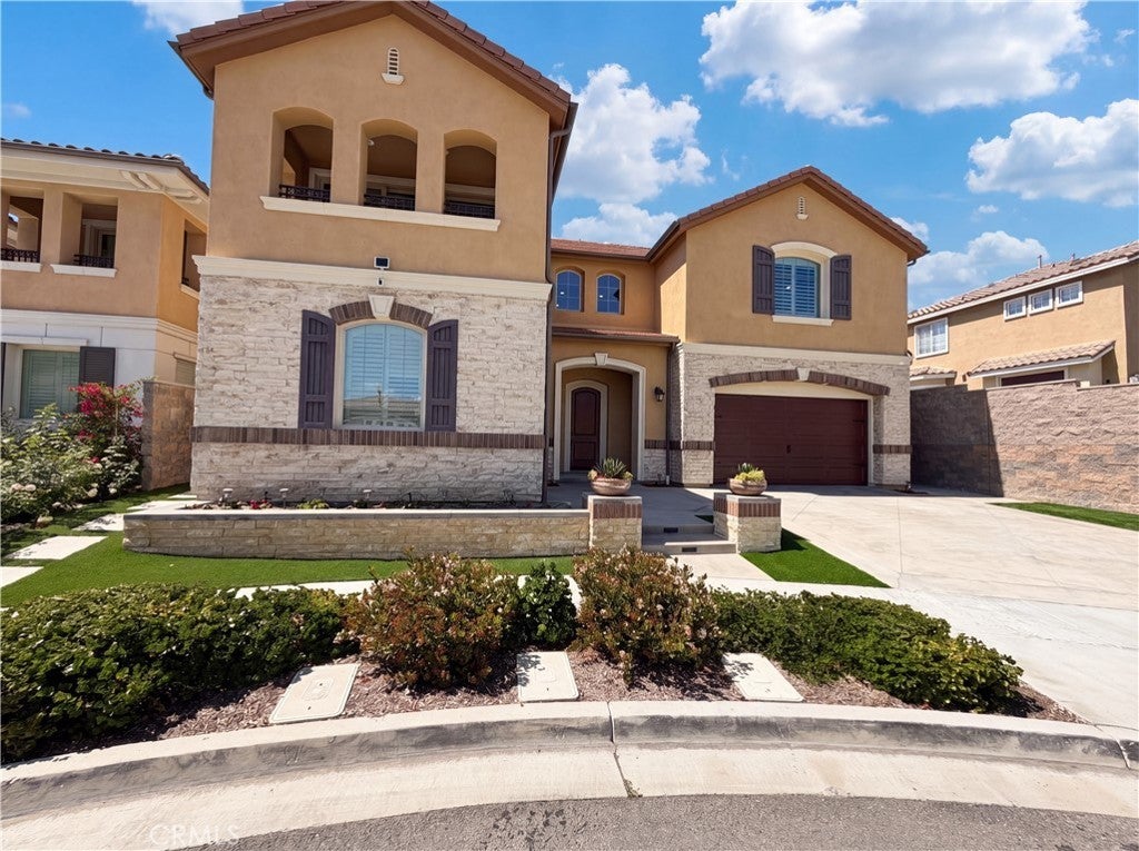 Photo of Listing #DW26085441