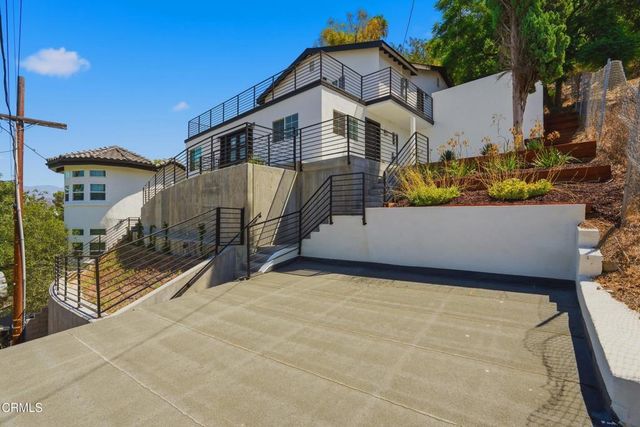 1114 Oban Drive, Los Angeles