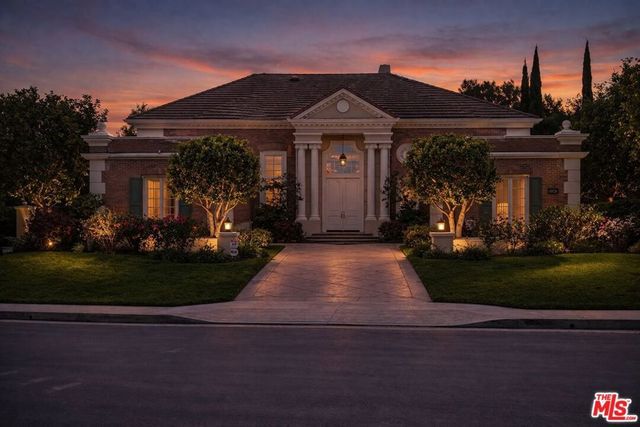 19134 Briarfield Way, Tarzana