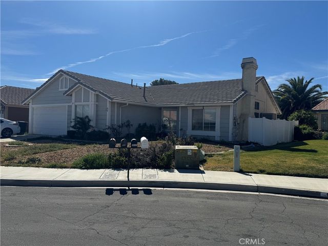 14151 Hillsborough, Victorville