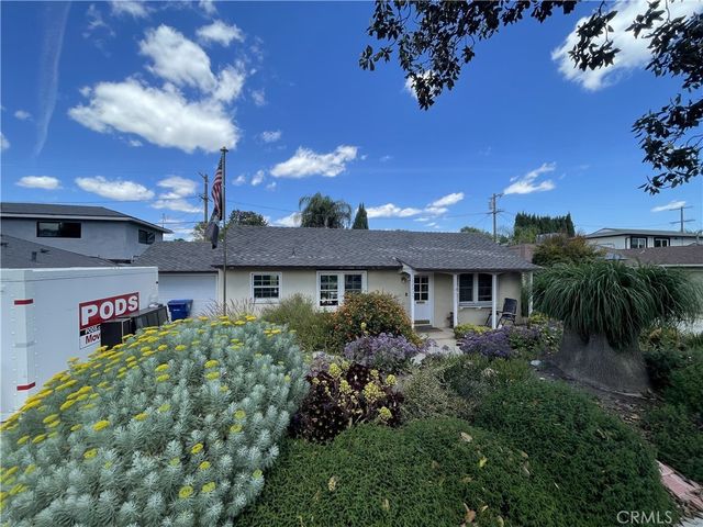 17435 Runnymede Street, Van Nuys