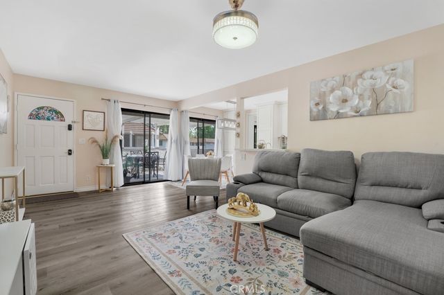 1108 Landsburn Circle, Westlake Village