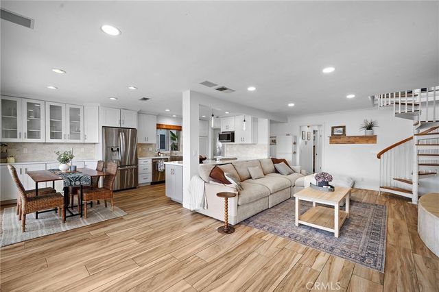 2528 University Drive, Newport Beach
