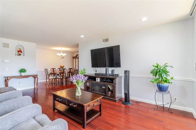 750 S Spaulding Avenue # 129, Los Angeles