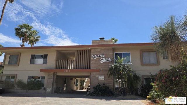 2290 S Palm Canyon Drive # 114, Palm Springs
