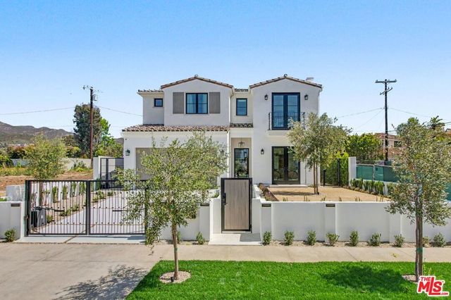 16011 Miami Way, Pacific Palisades