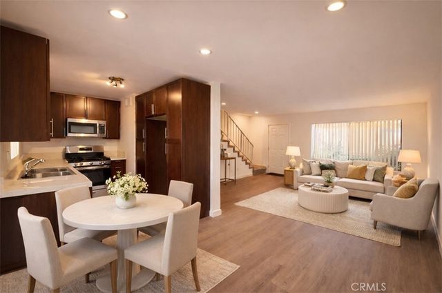 9831 Sepulveda # 12, North Hills