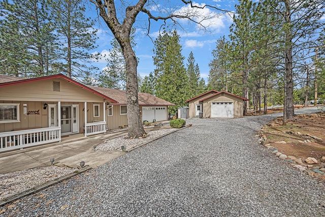 11151 Quail Drive, Pine Grove