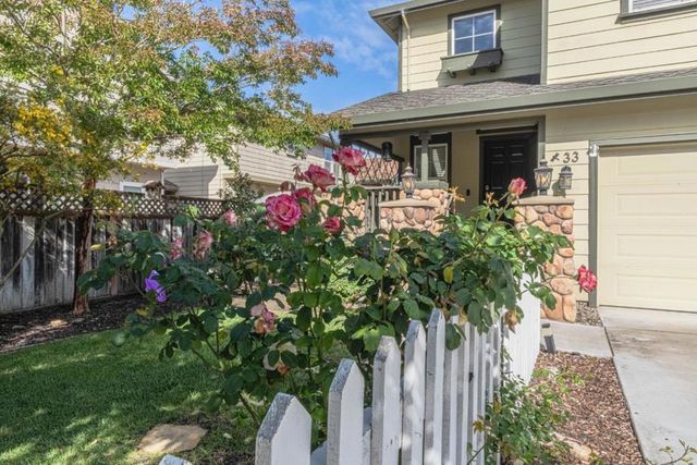 33 North Street, San Juan Bautista