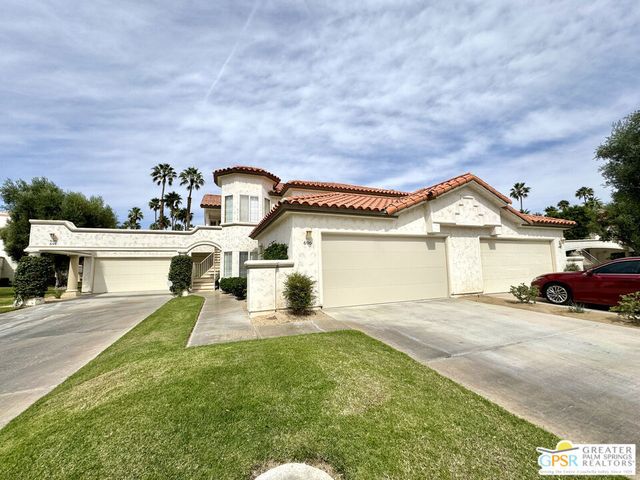 696 Vista Lago Circle, Palm Desert
