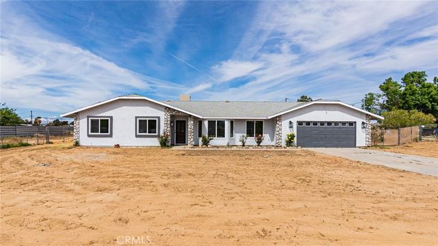 14280 Navajo, Apple Valley