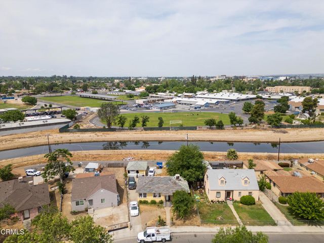 213 T Street, Bakersfield